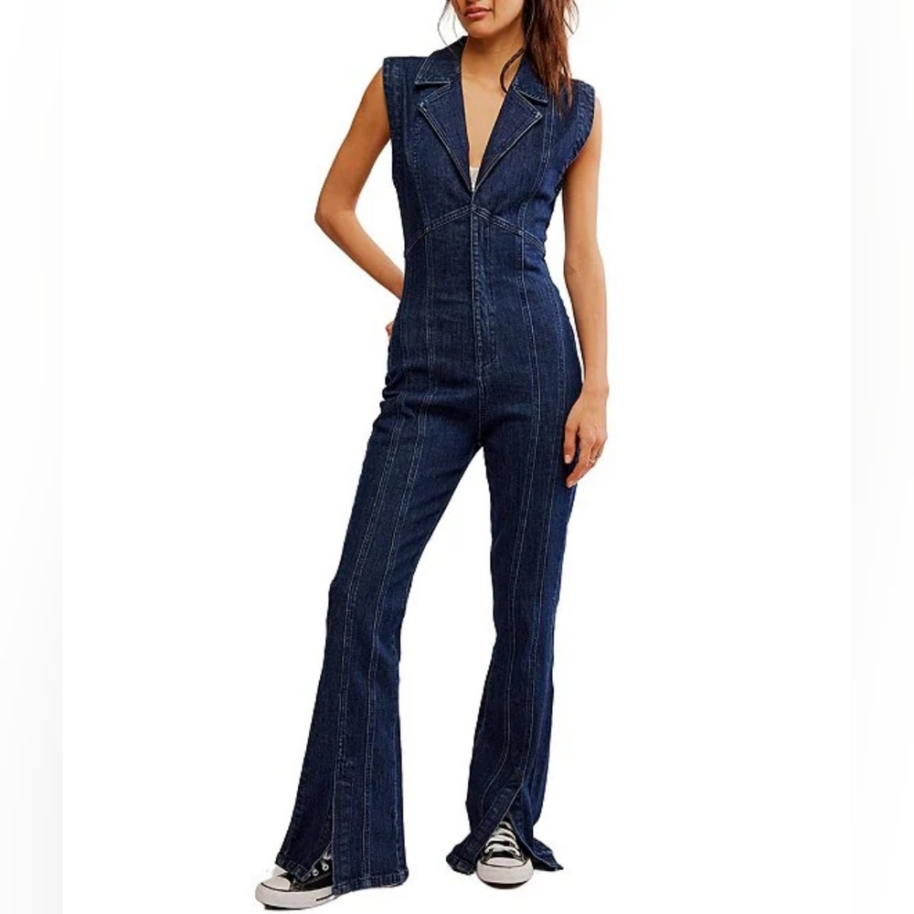NWT Free People CRVY Ring The Alarm Denim V-Neck Sleeveless Zip Front Flare Sz S